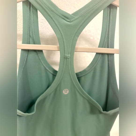 LULULEMON Racerback Tank 💚 - Picture 4 of 6